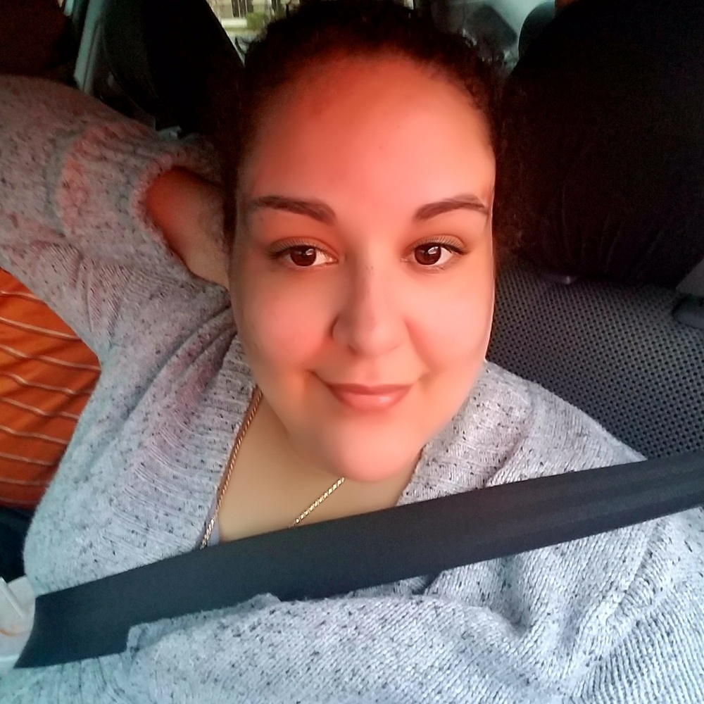 Meet your Posher, Crystal